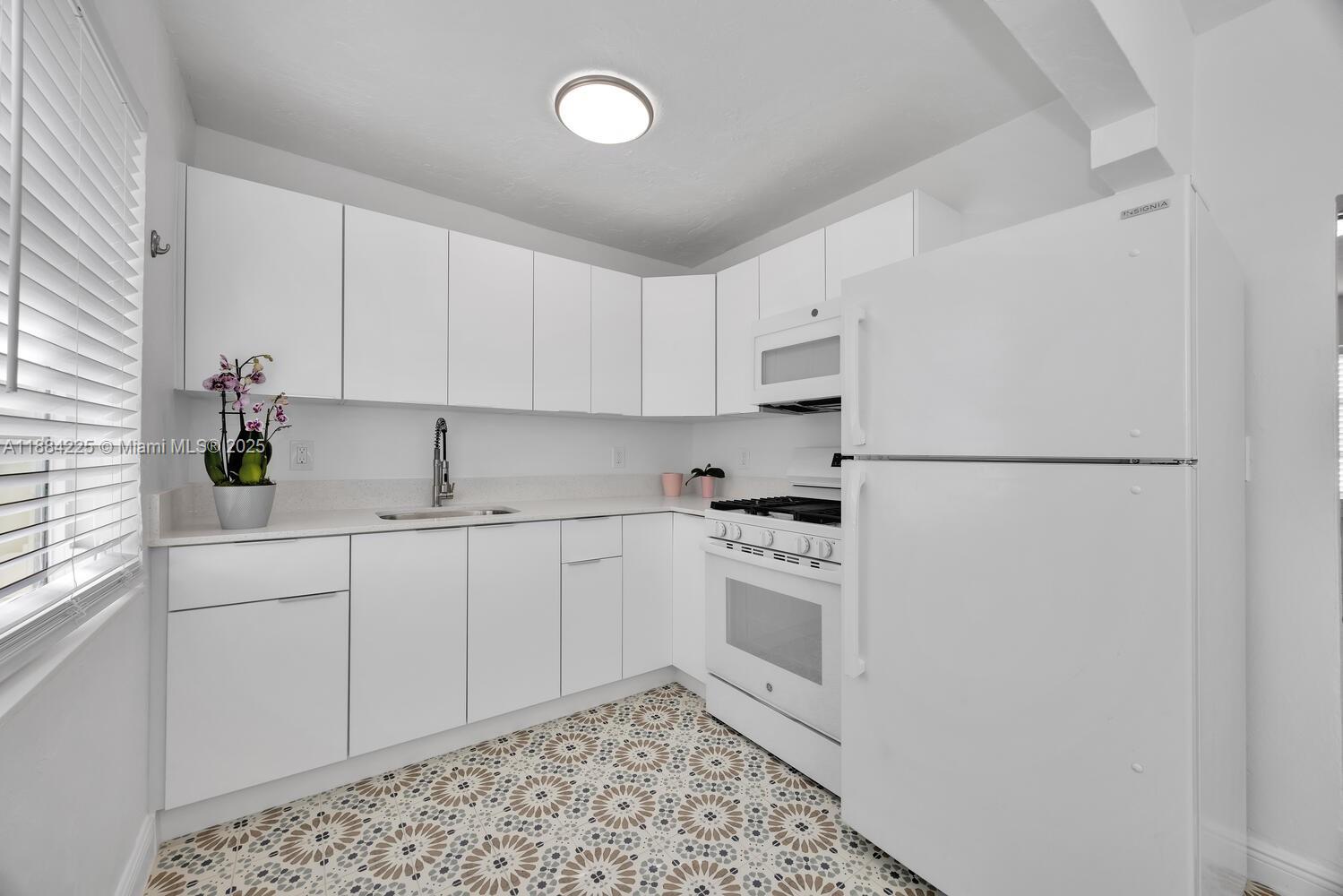 C GAB DOUGLAS SEC - Residential Lease