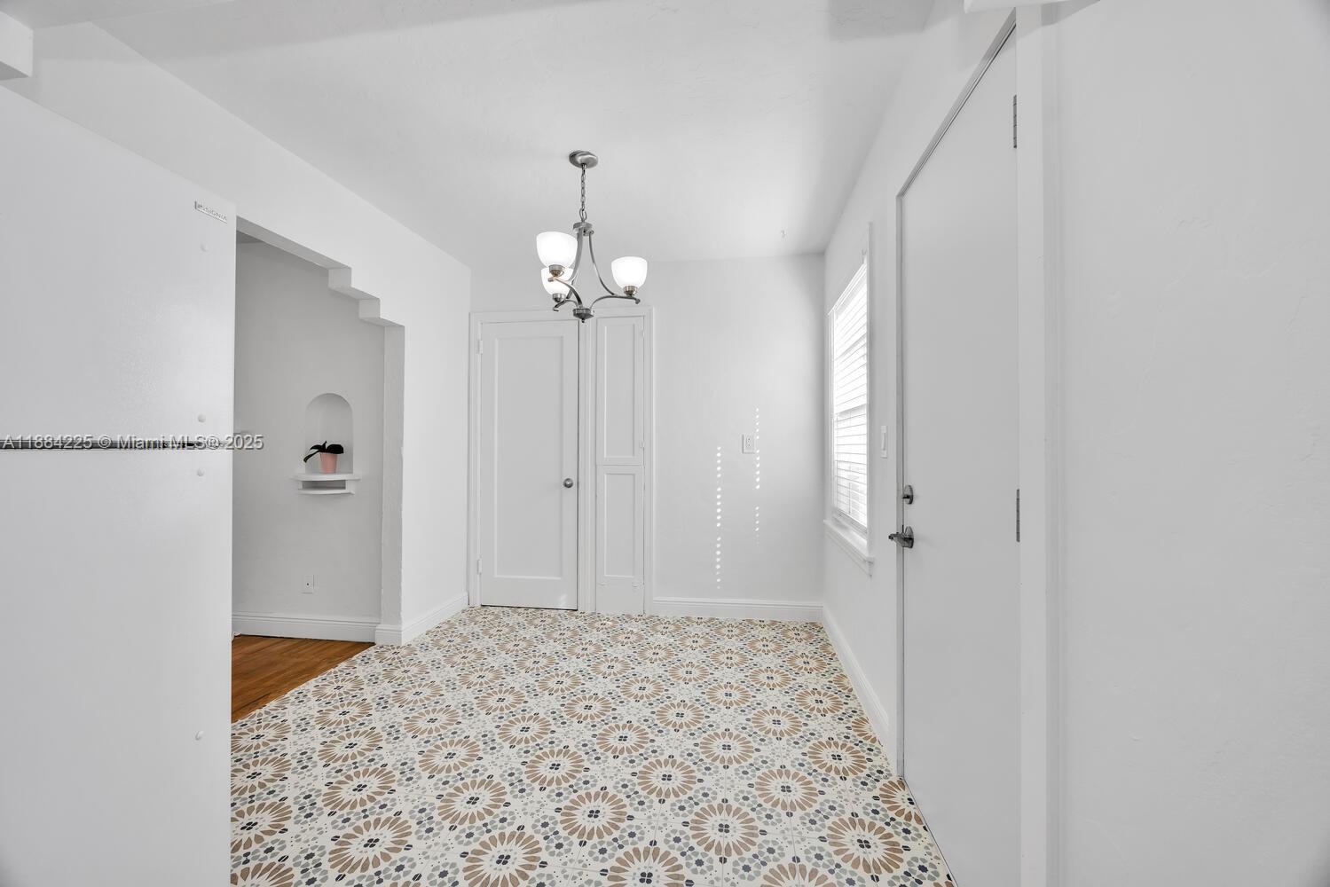 C GAB DOUGLAS SEC - Residential Lease