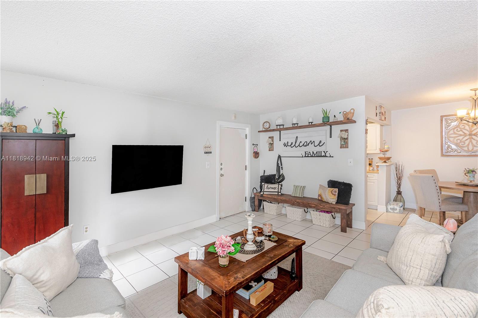 Property for Sale at 10816 N Kendall Dr R17, Miami, Broward County, Florida - Bedrooms: 1 
Bathrooms: 1  - $215,000