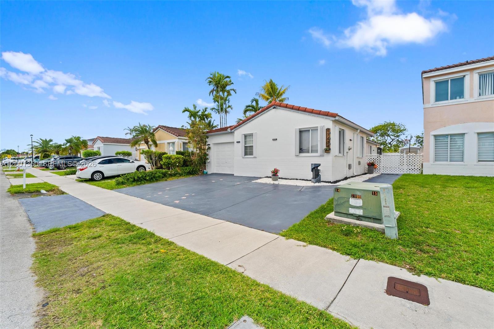 WEITZER SERENA LAKES WEST - Residential