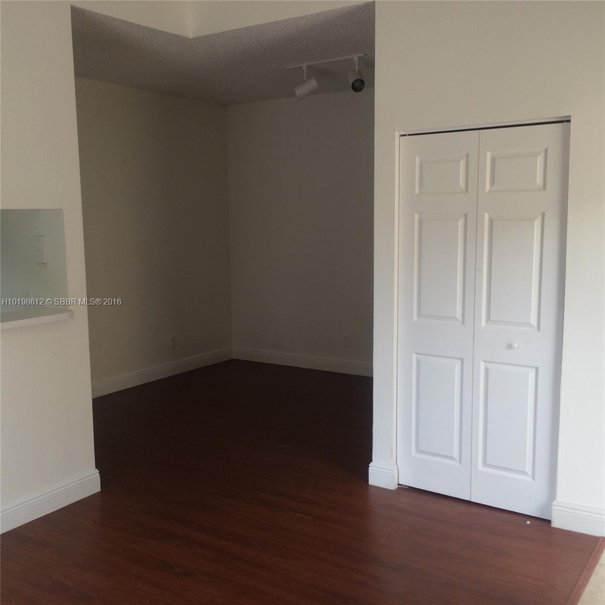 Waters Edge At Deerfield - Residential Lease