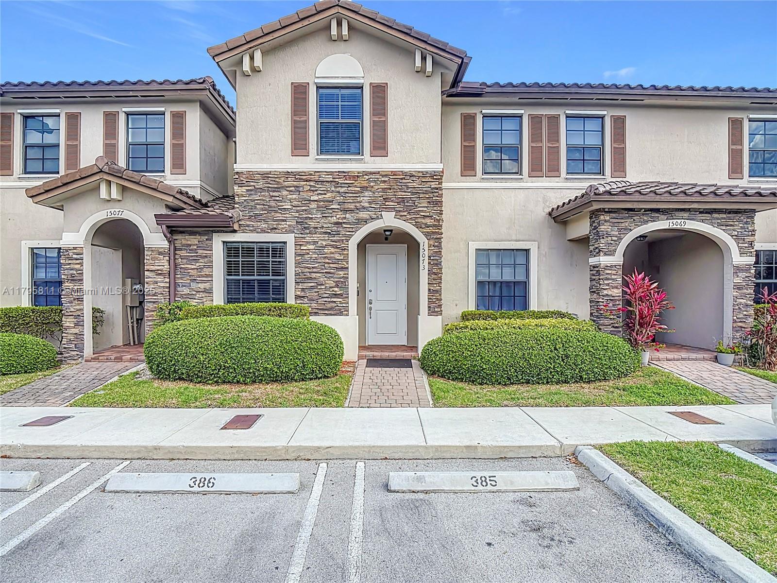 15073 Sw 115th Ter, Miami, Broward County, Florida - 3 Bedrooms  
3 Bathrooms - 