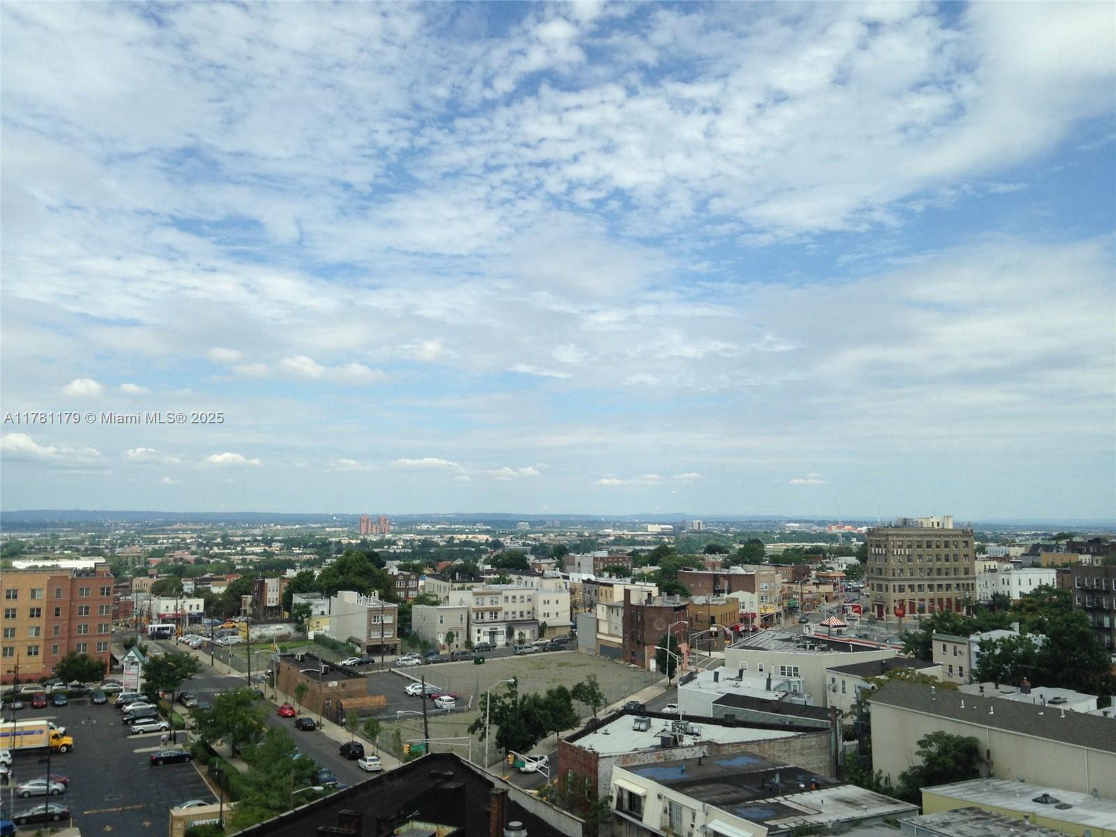 500 Central Ave 1016
