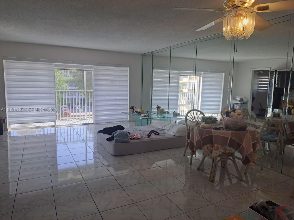 Photo of 330 SE 2nd St #305H, Hallandale Beach, FL 33009 (MLS # A11951615)