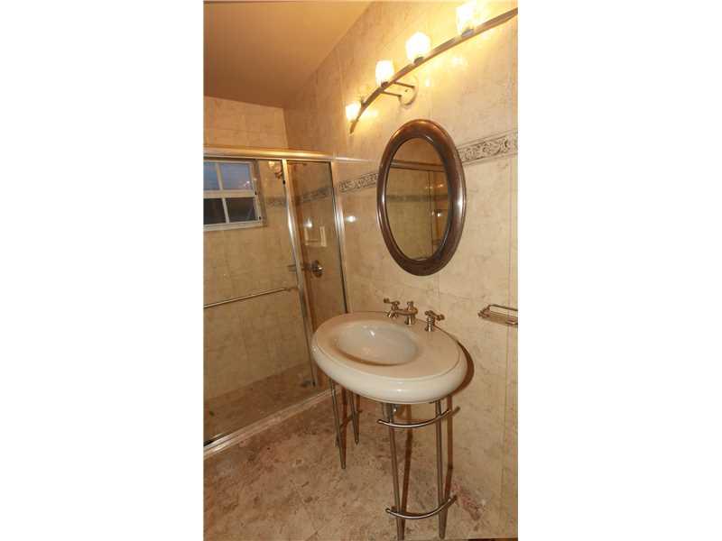 CUTLER BAY ESTS - Residential