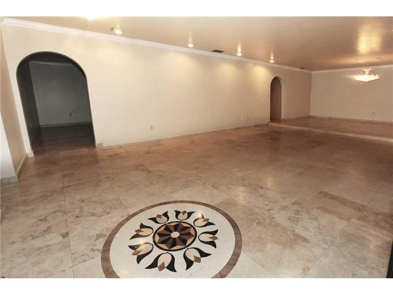 CUTLER BAY ESTS - Residential