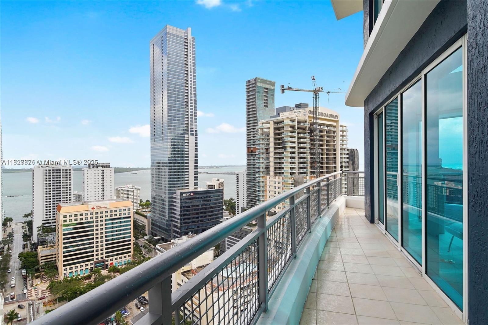 60 SW 13th St 2600