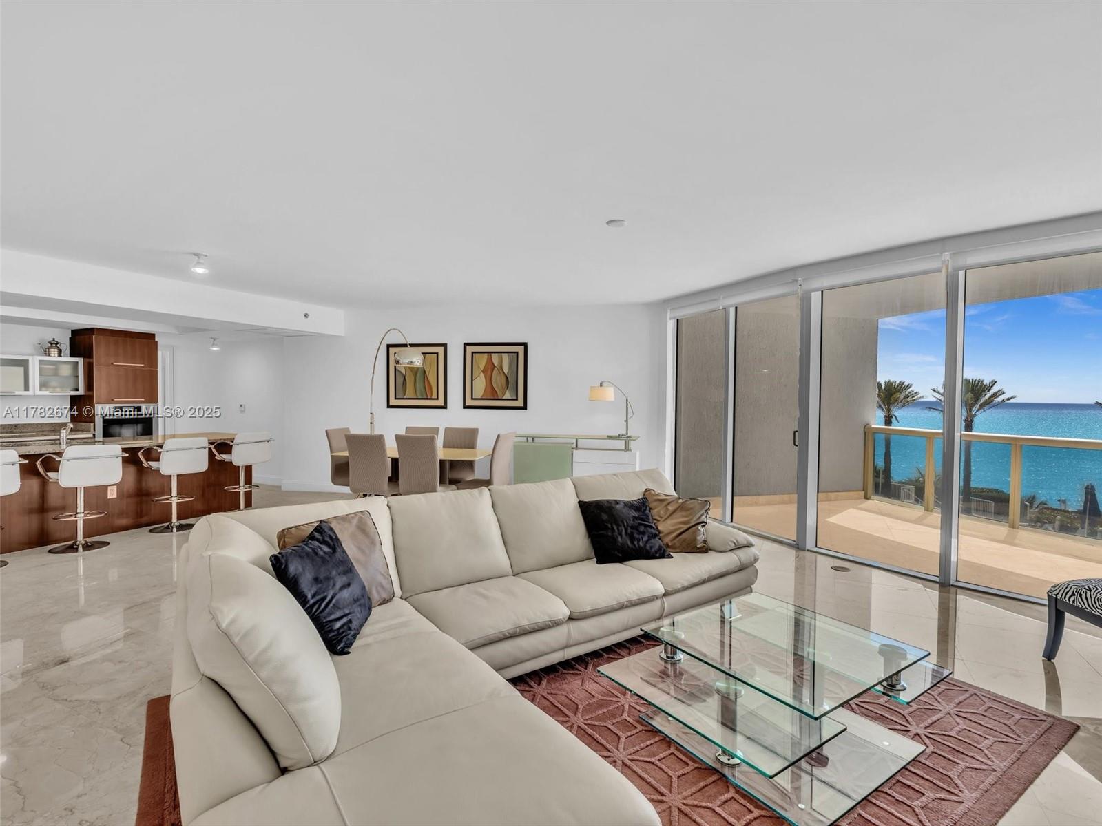 17201 Collins Ave 704