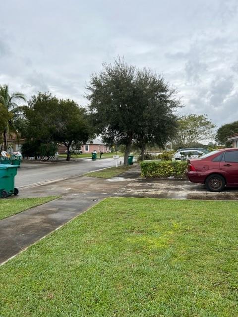 FLAMINGO PARK - Residential