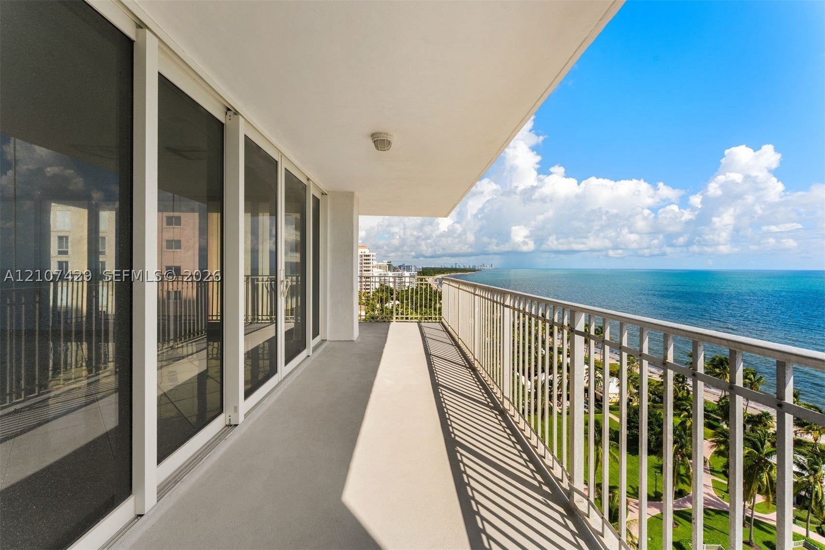 881 Ocean Dr 13H
