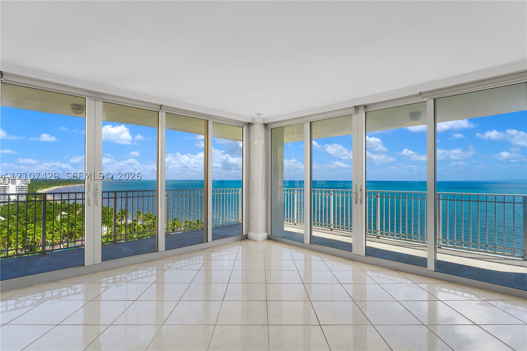 881 Ocean Dr 13H