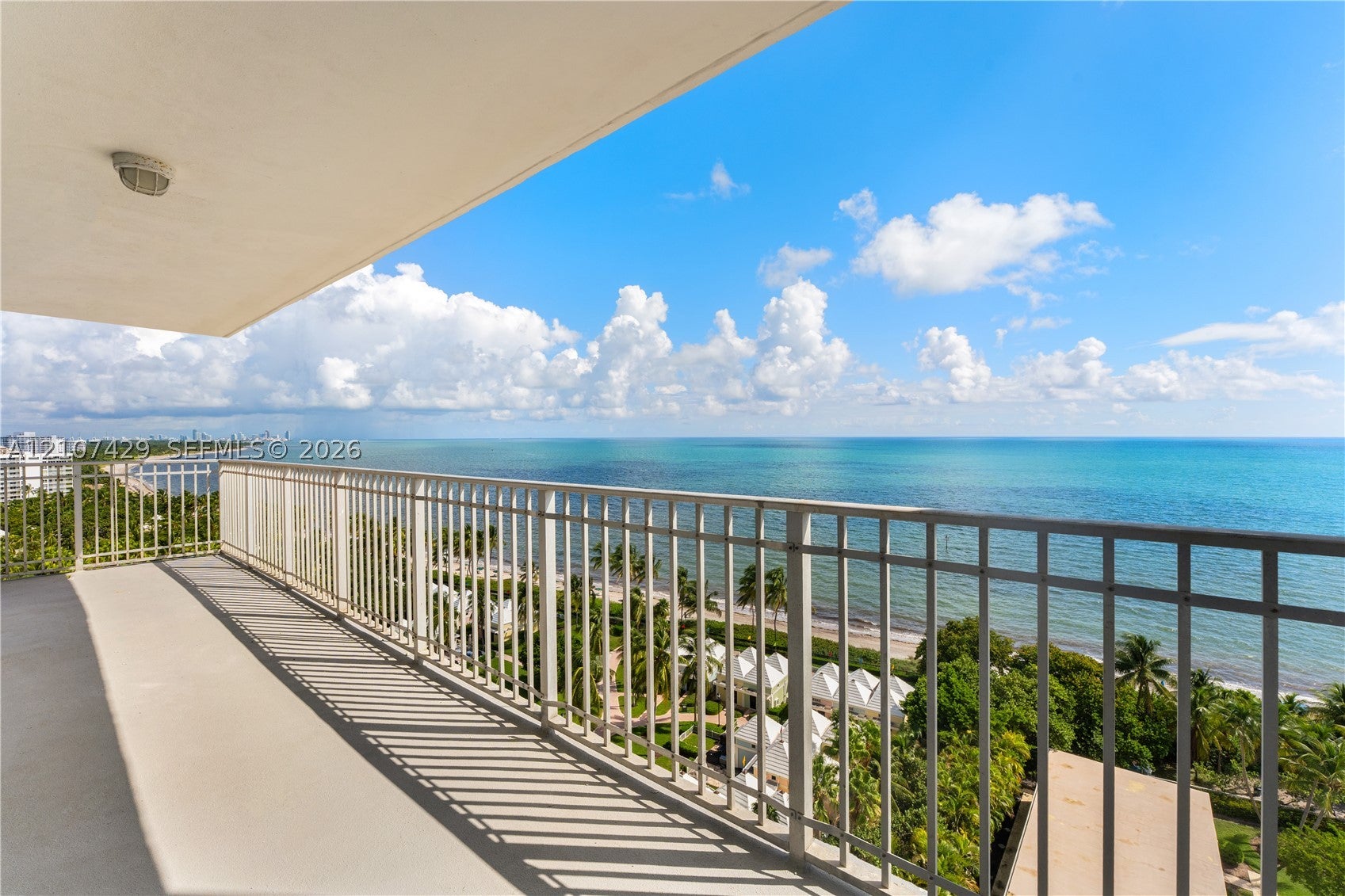 881 Ocean Dr 13H