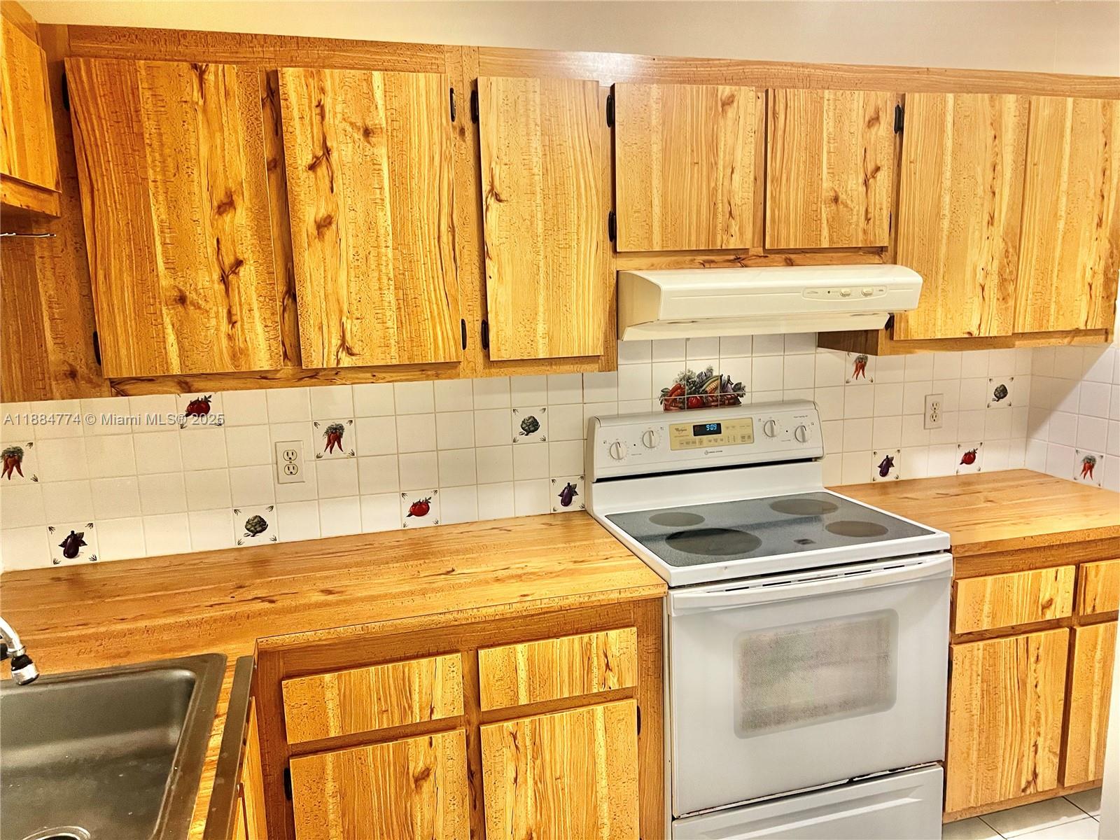 WINDING LAKE AT WELLEBY C - Residential Lease