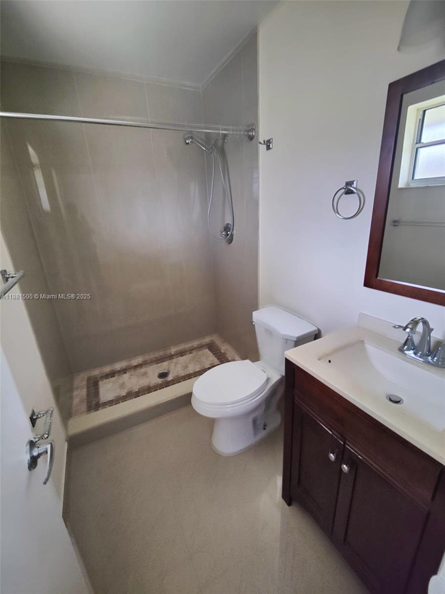 BELLA GRAND CONDO - Residential Lease