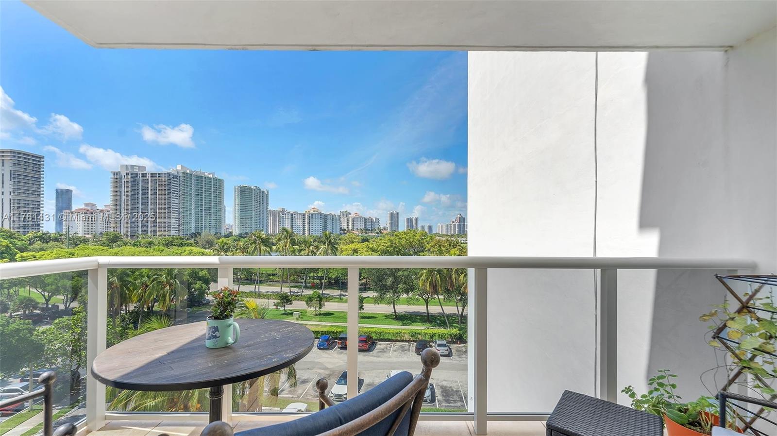 AVENTURA ELDORADO CONDO - Residential