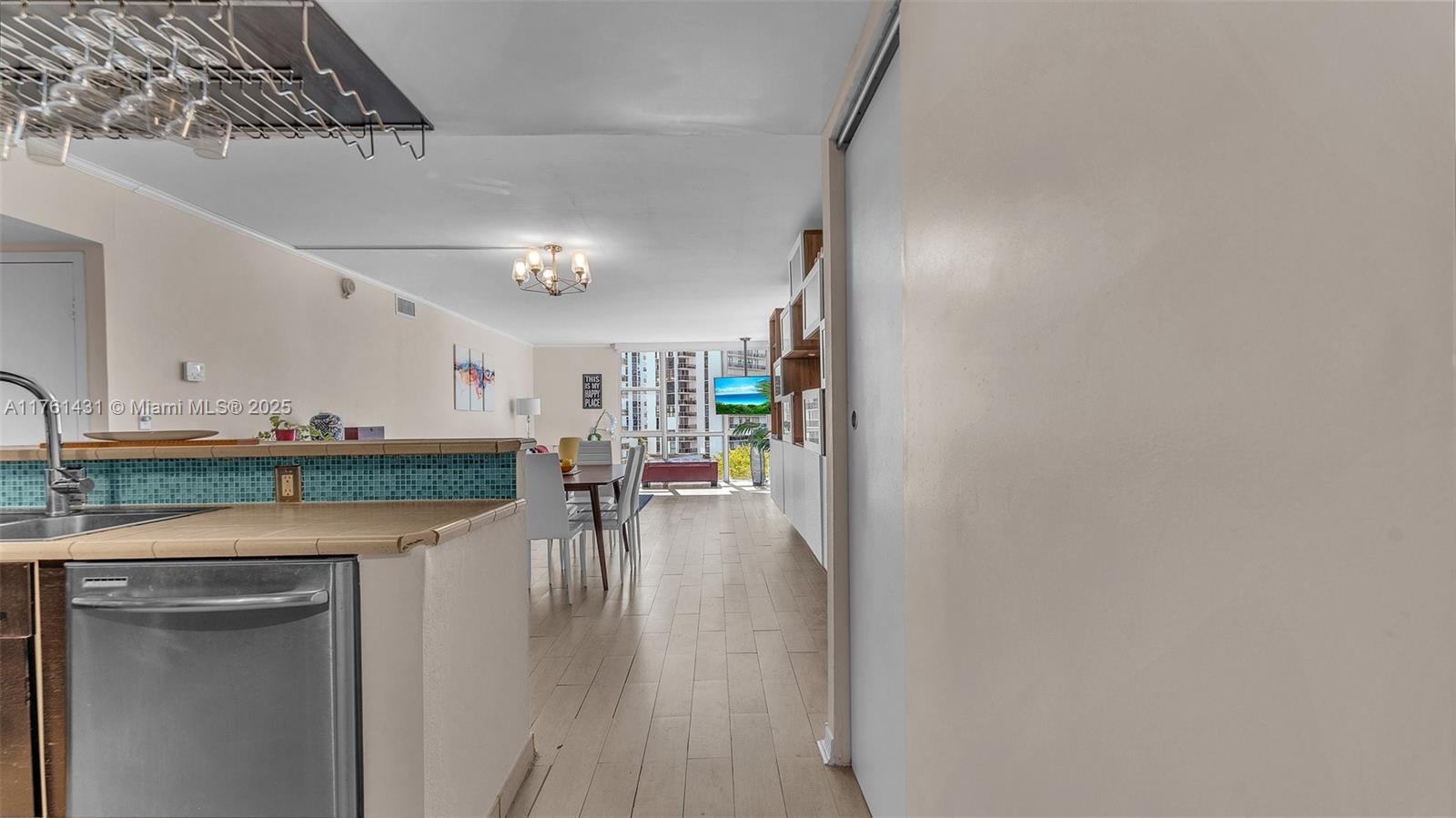 AVENTURA ELDORADO CONDO - Residential