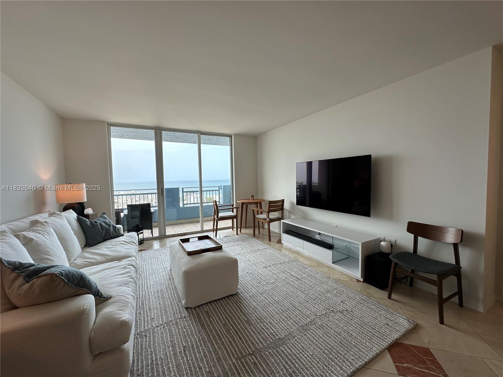 Welcome home to unit 2809 in The Yacht Club at Portofino. Unit features include panoramic ocean views, floor to ceiling windows, large master suite, & European style kitchen cabinets with granite countertops. Building features include a heated swimming pool & spa, lighted tennis court, fitness center, clubroom, food emporium, & valet parking. World class dining, entertainment and brilliant beaches are minutes away with plenty of sidewalk cafes and terraces to complete this singular ambiance.