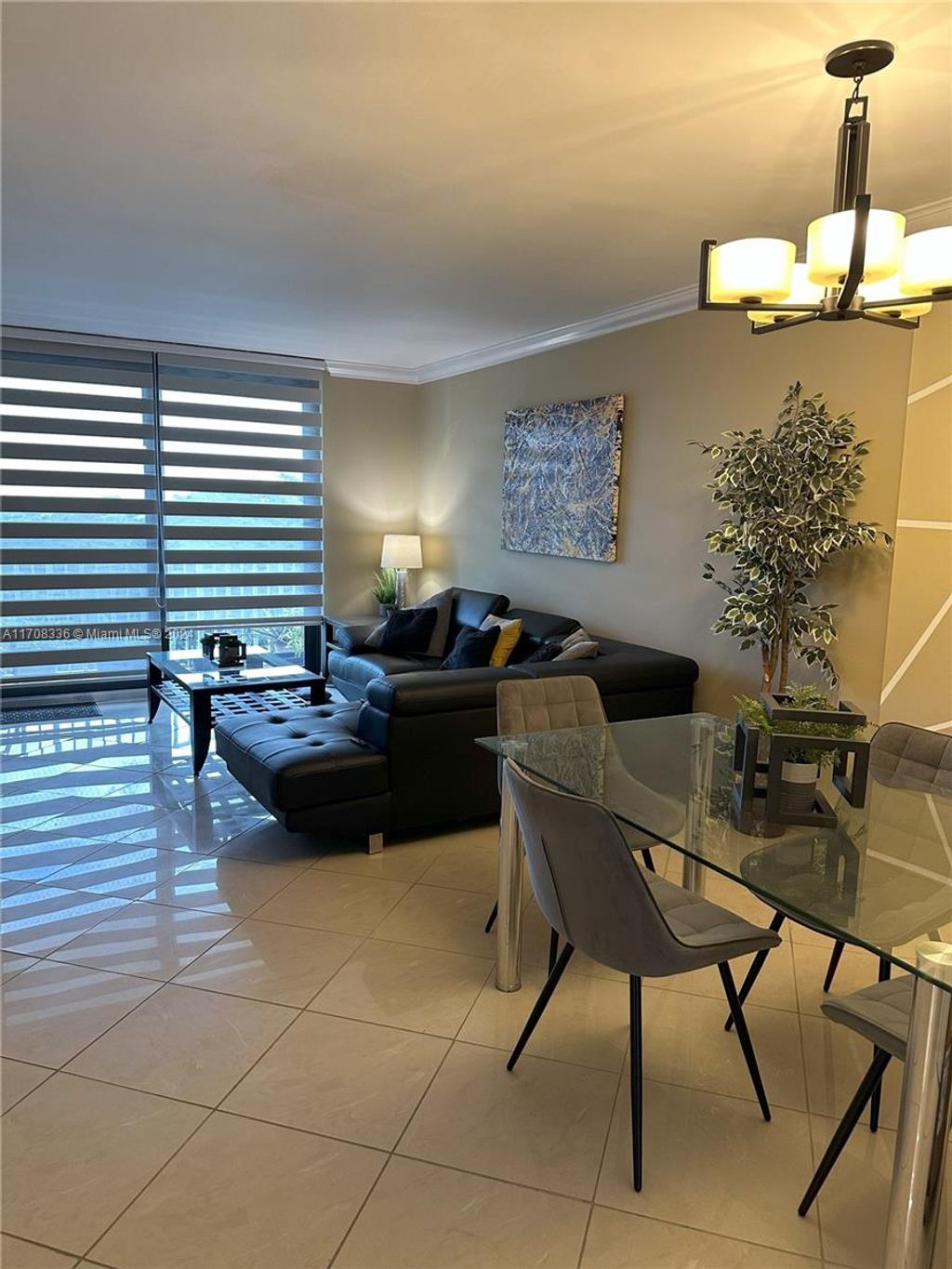 Photo of 901 Hillcrest Dr #606, Hollywood, FL 33021 (MLS # A11708336)