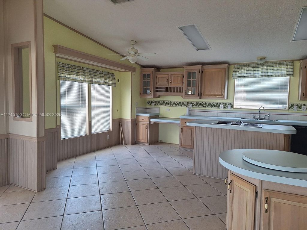 listing image 51