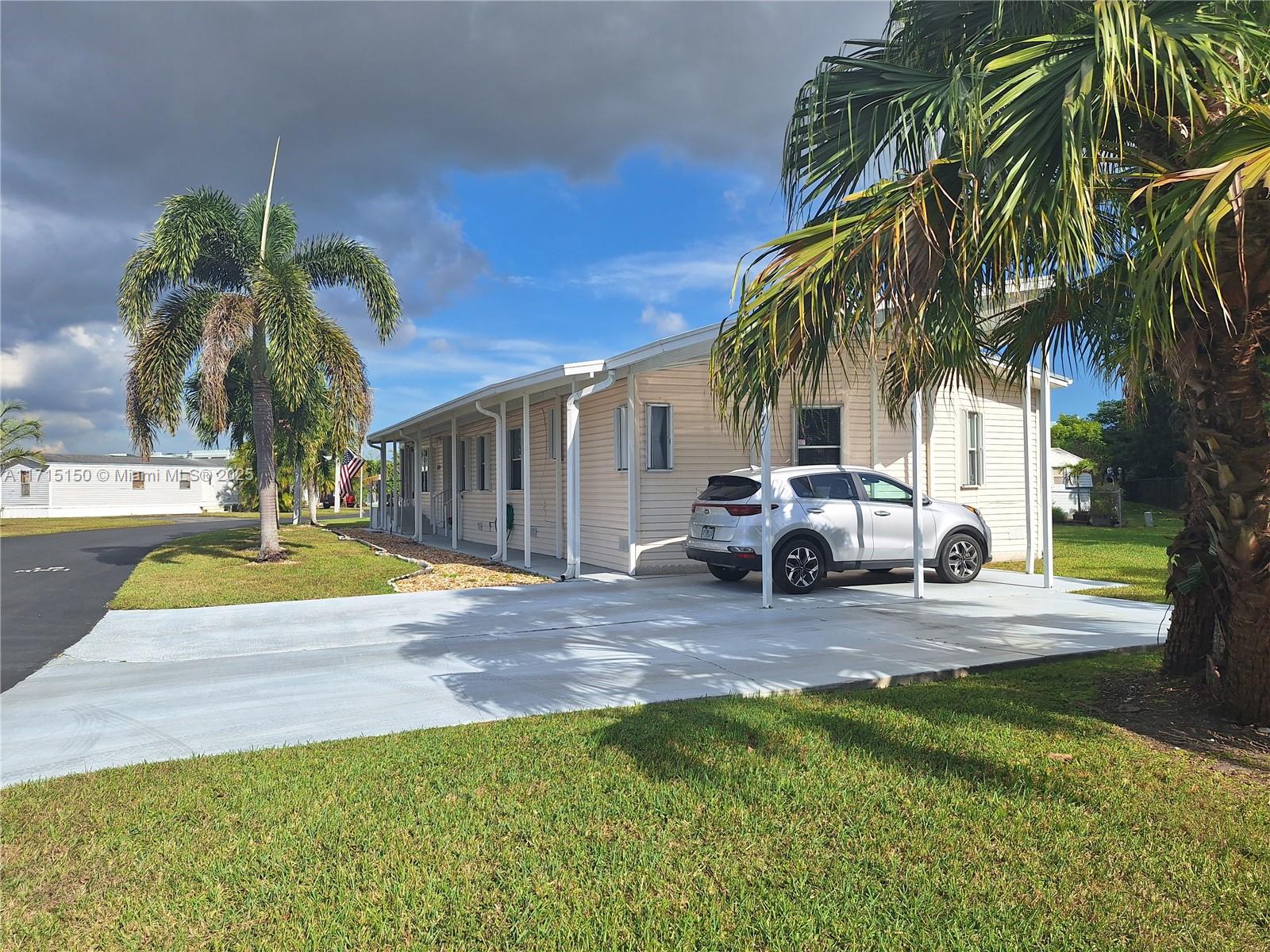 35303 SW 180th Ave Lot 323, Homestead, FL, 33034/$240,000 3 35303 SW 180th Ave Lot 323