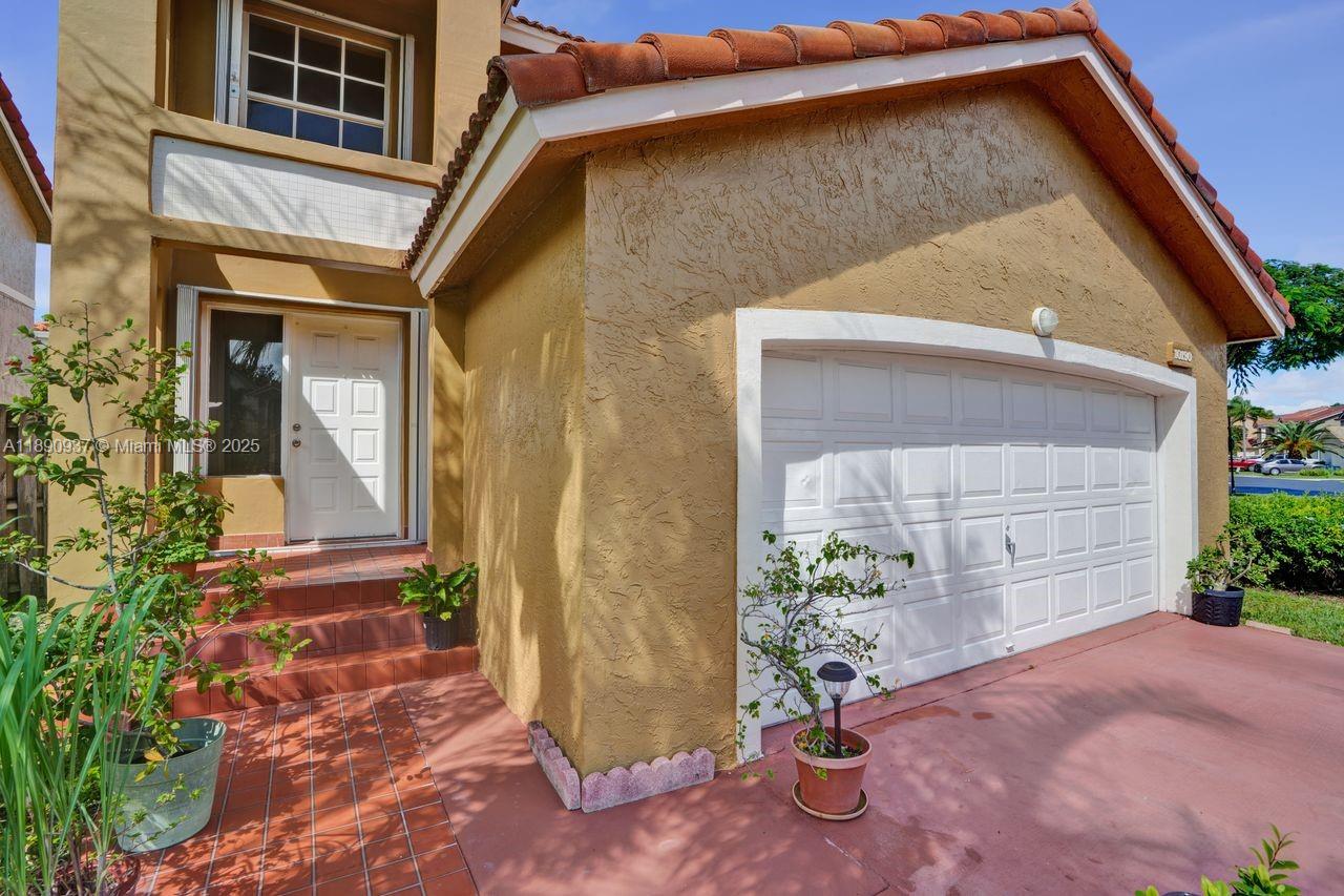 CHARLESTOWNE - Residential