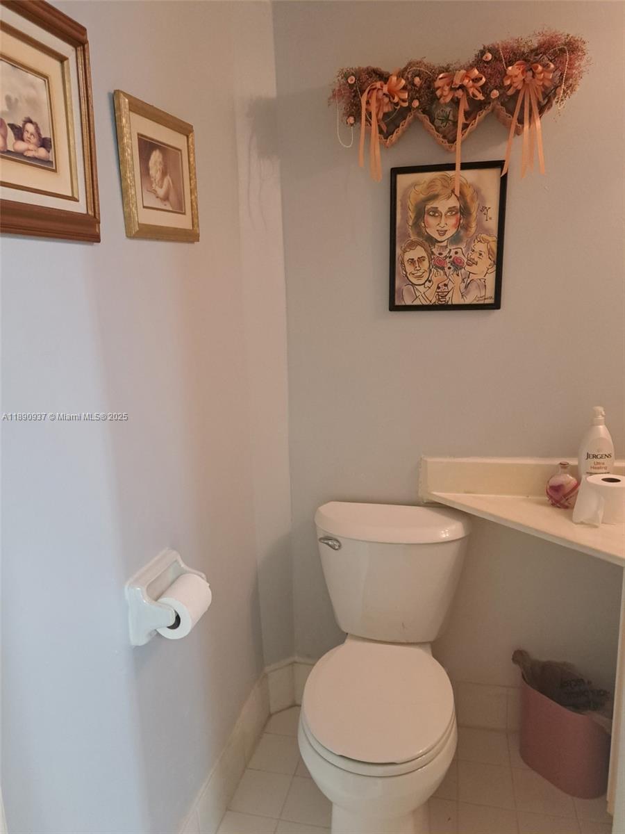 CHARLESTOWNE - Residential