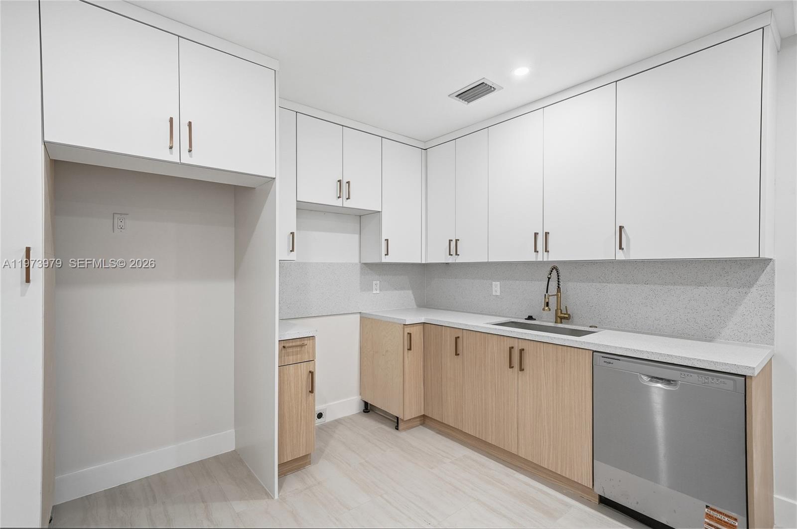 OLYMPIC HEIGHTS - Residential Income