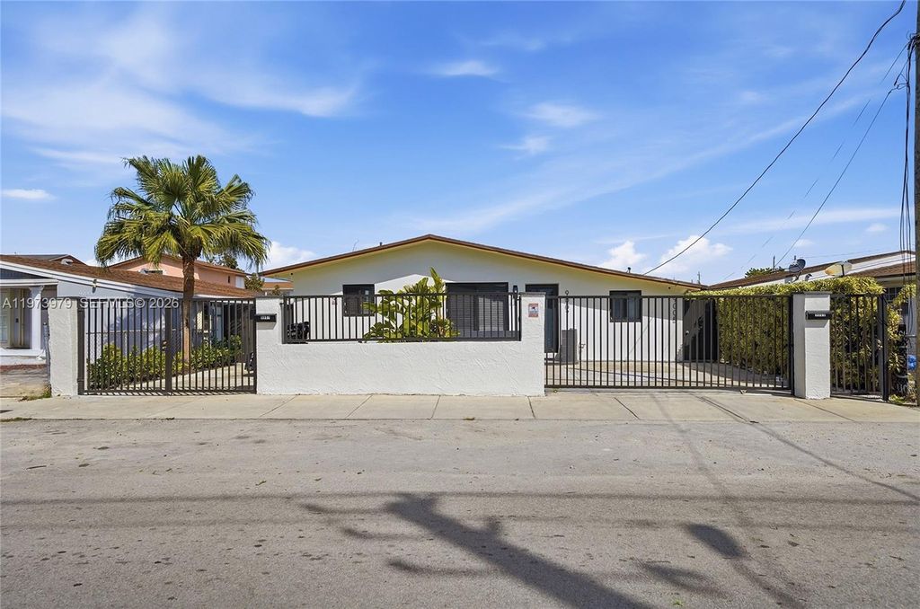 Photo of 9007 SW 38th St, Miami, FL 33165 (MLS # A11973979)