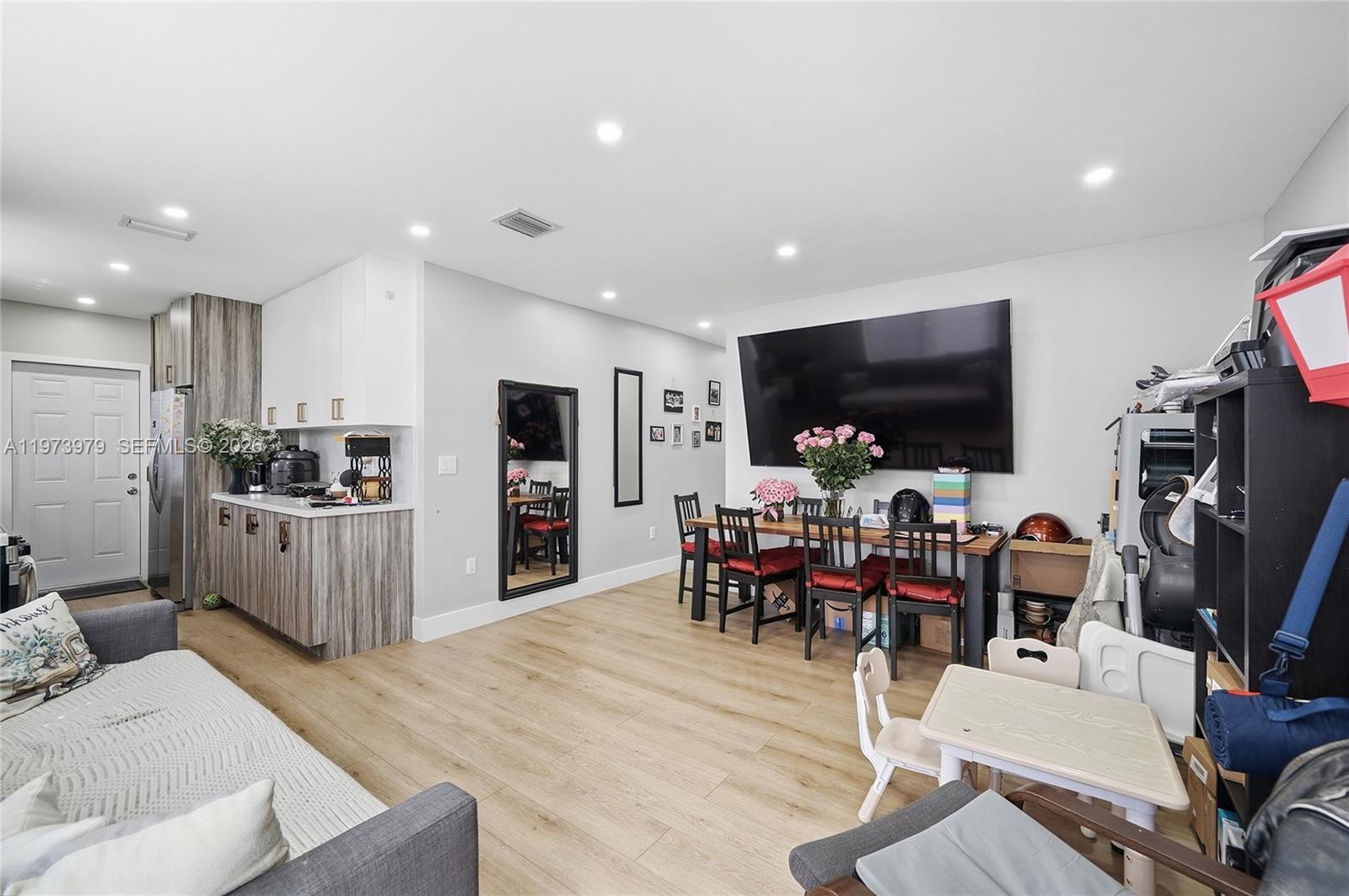 OLYMPIC HEIGHTS - Residential Income