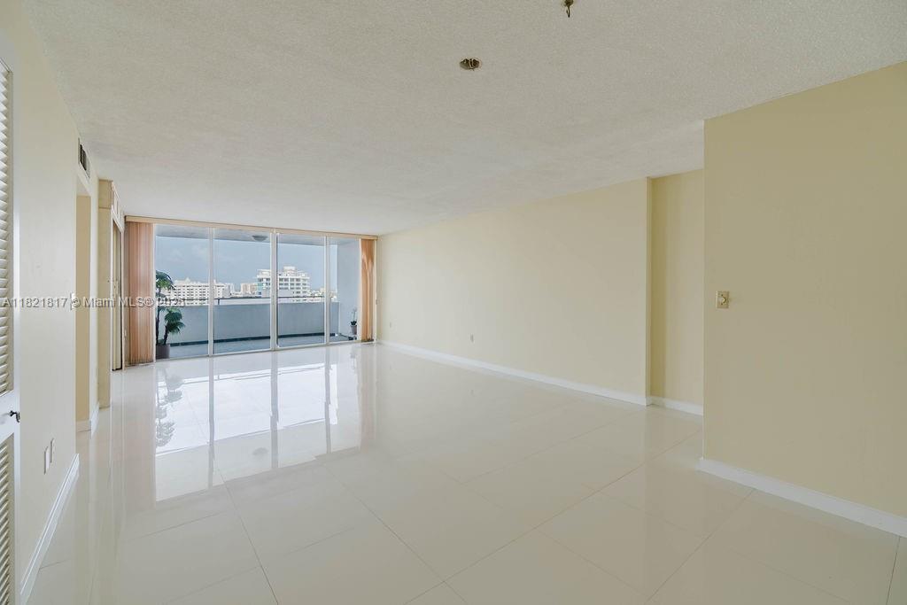11 Island Ave 1410