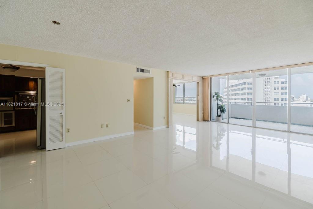 11 Island Ave 1410