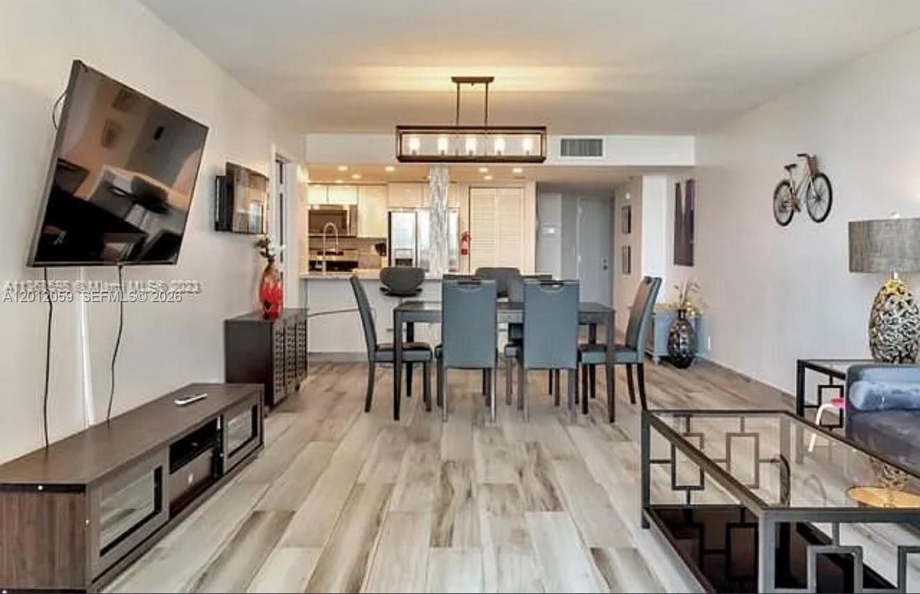 VENETIA CONDO - Residential