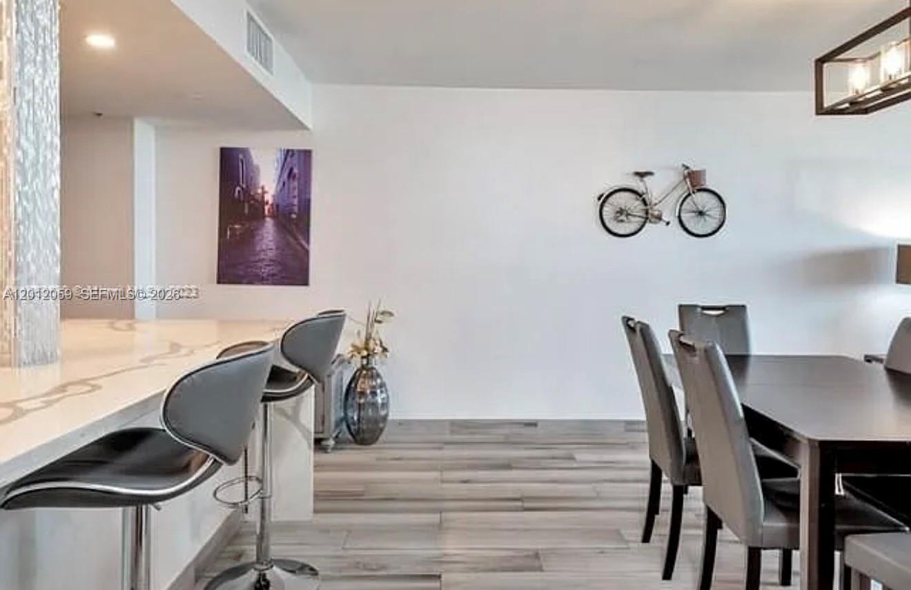 VENETIA CONDO - Residential