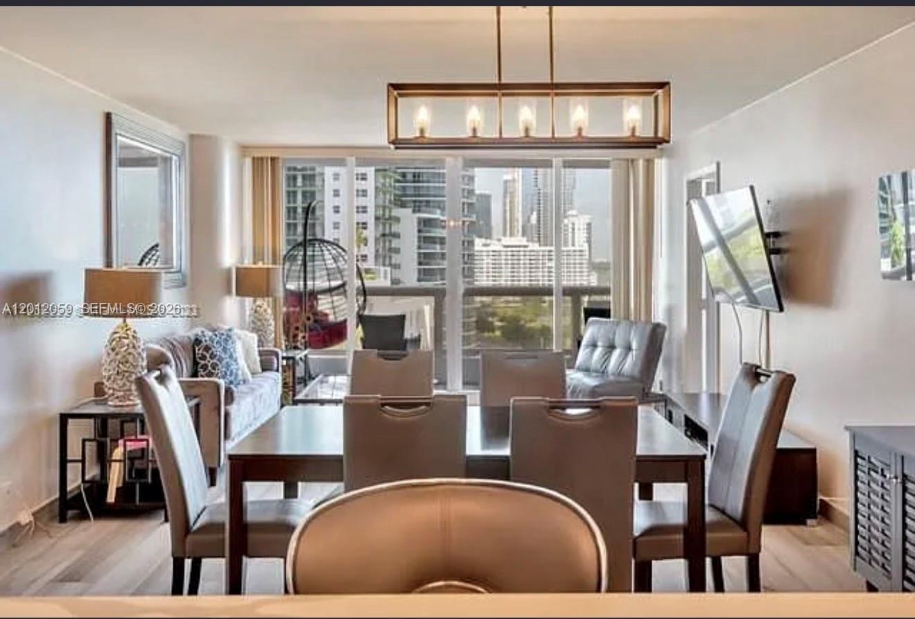 VENETIA CONDO - Residential