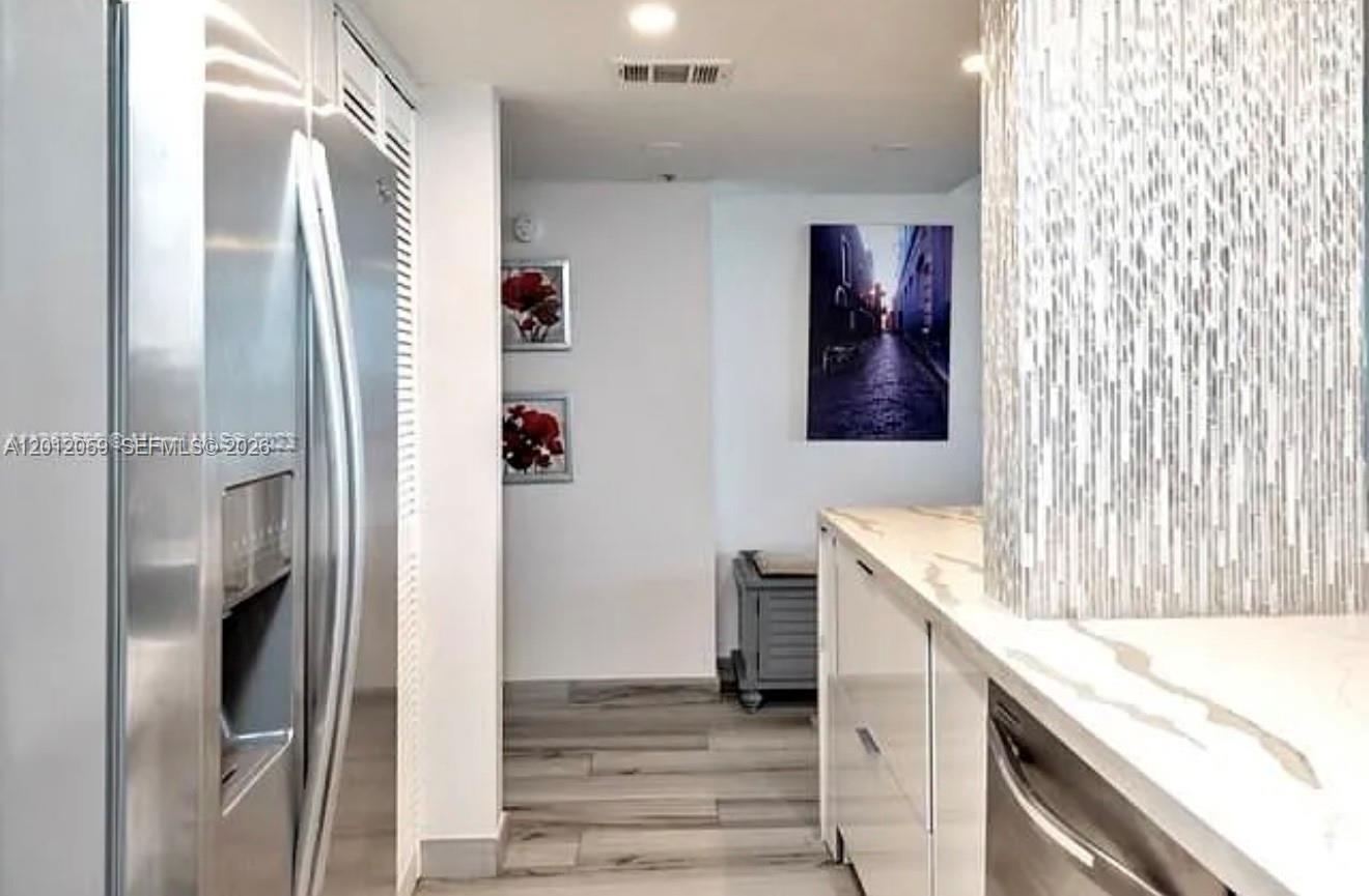 VENETIA CONDO - Residential