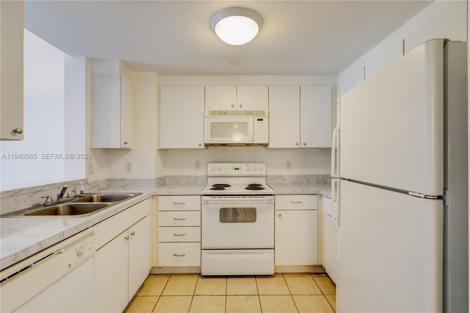 Vue At Brickell Condo - Residential Lease