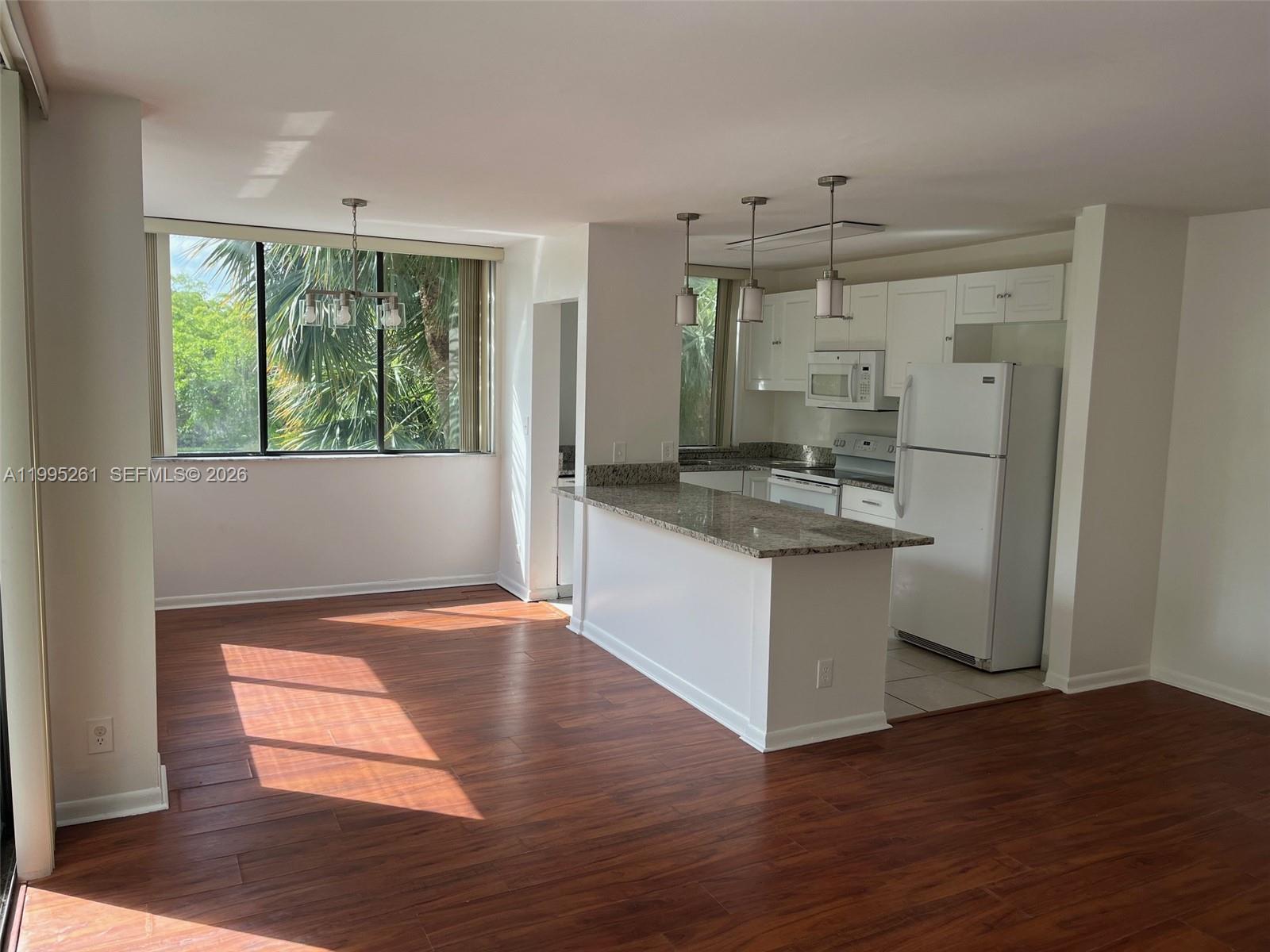 INVERRARY GARDENS CONDO I - Residential Lease