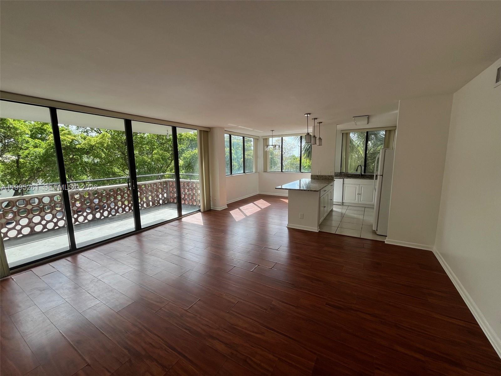 INVERRARY GARDENS CONDO I - Residential Lease