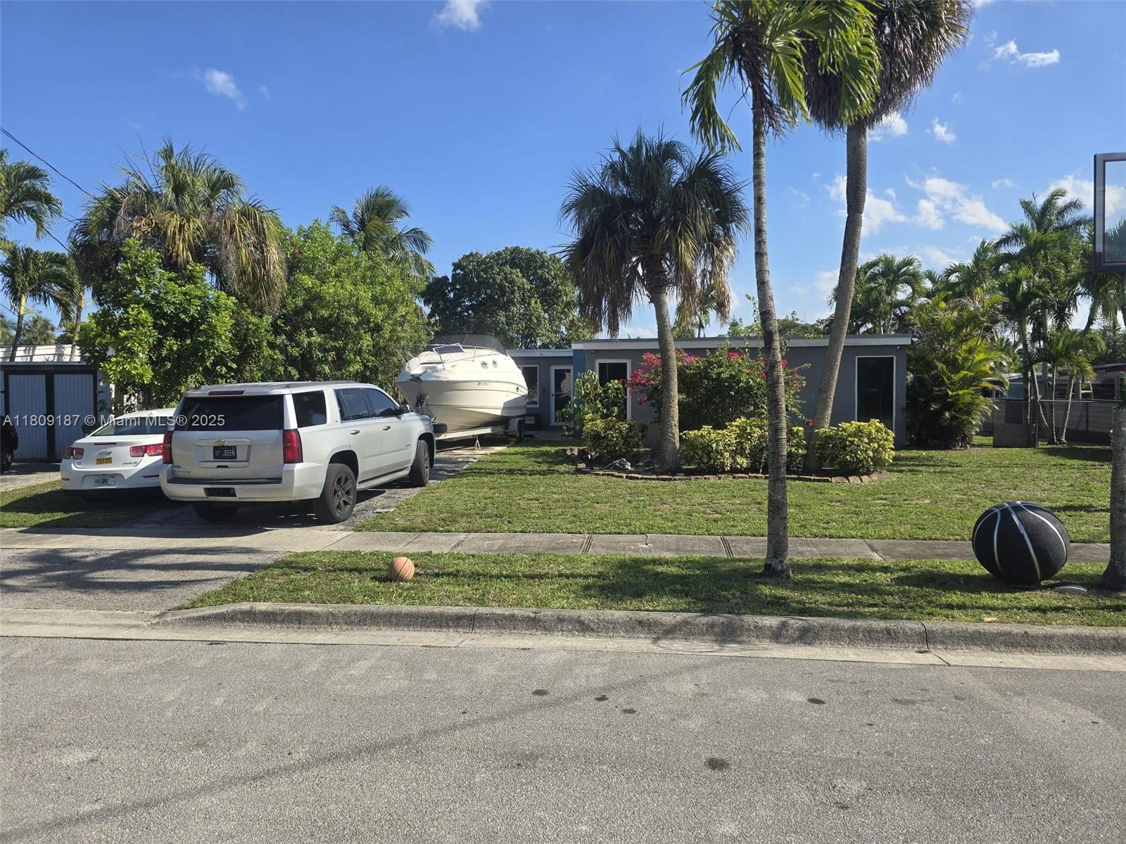 5812 Nw 20th Ct, Margate, Broward County, Florida - 3 Bedrooms  
2 Bathrooms - 