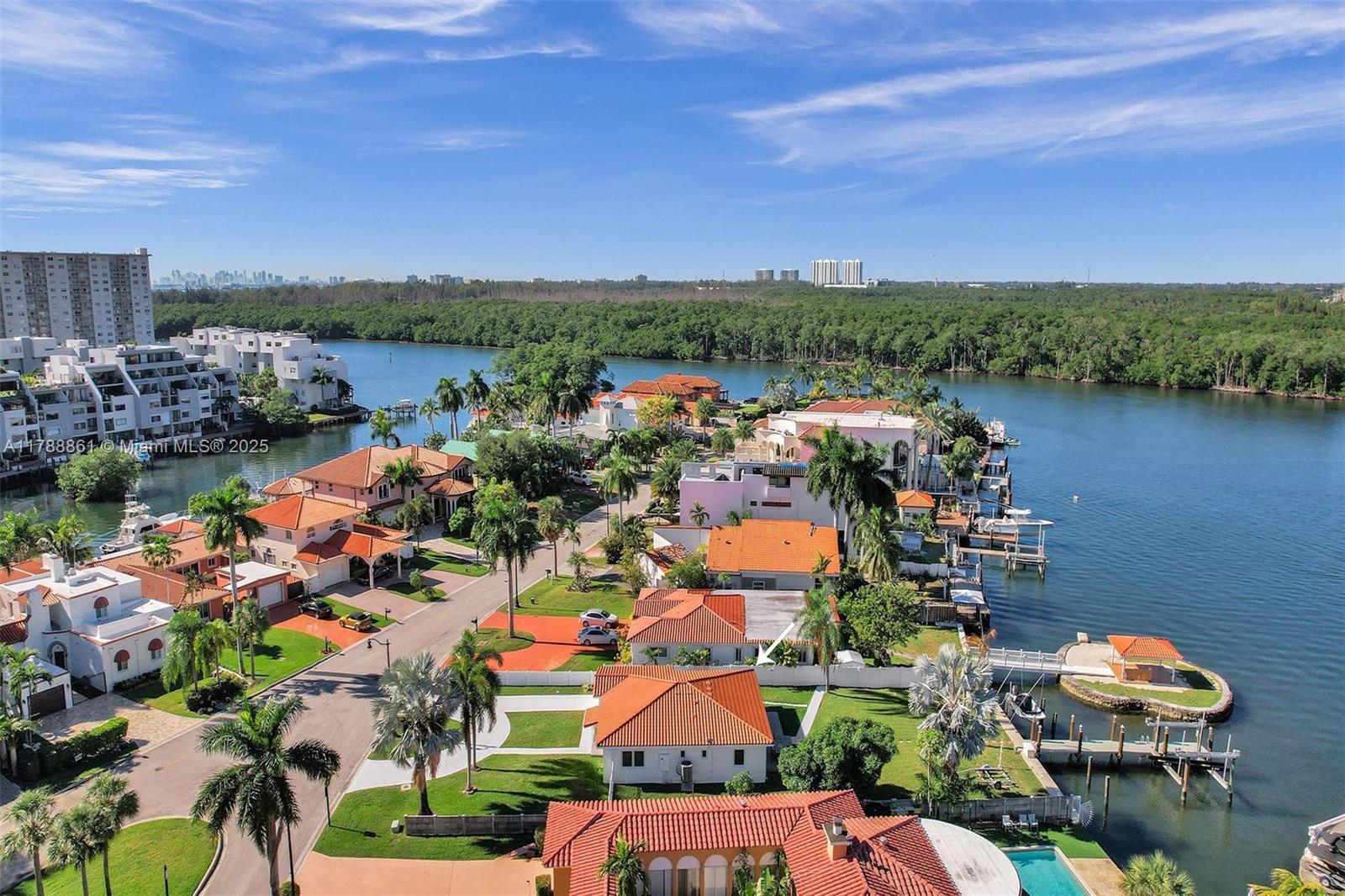 ATLANTIC ISLAND - Residential