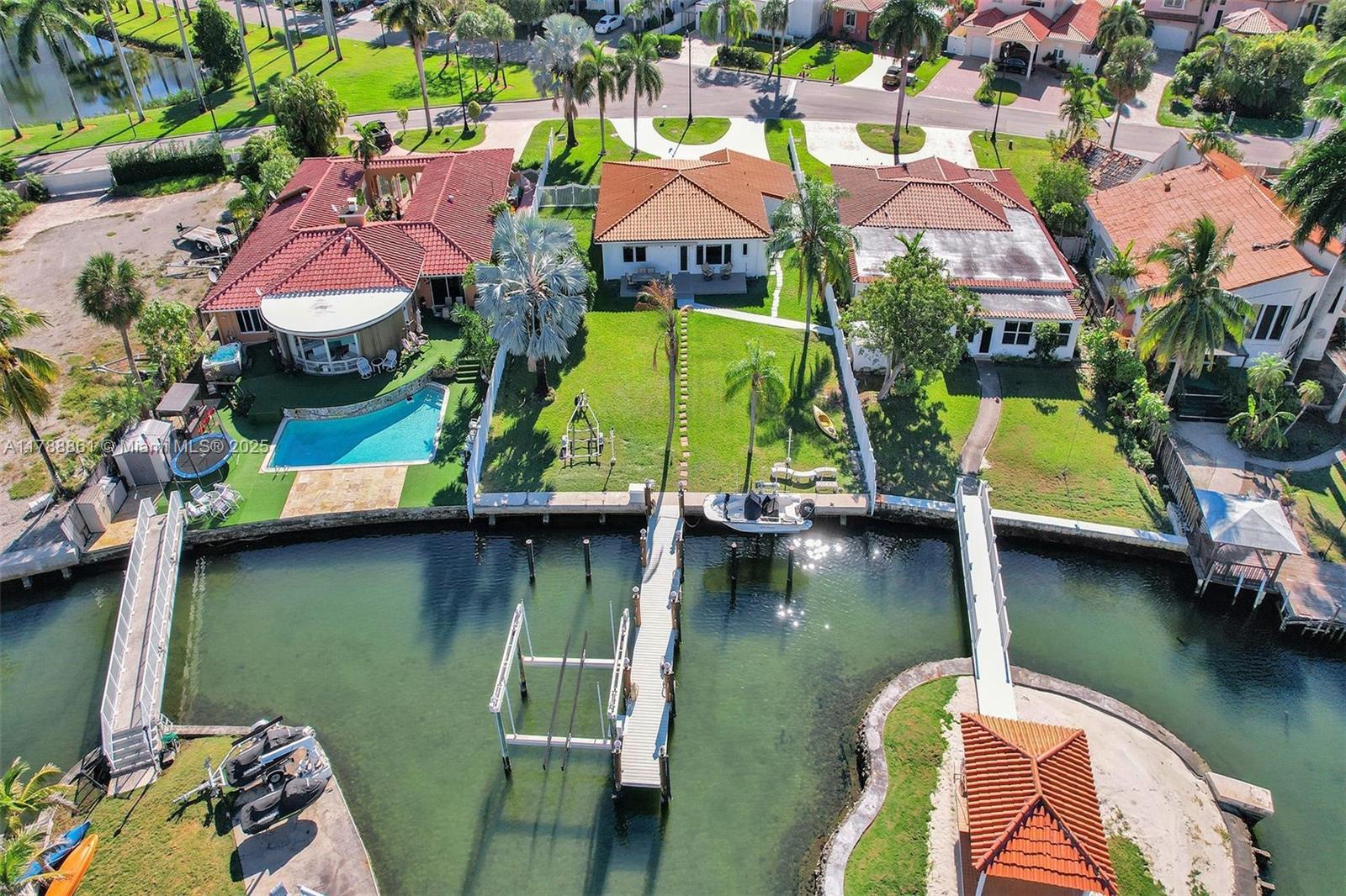 ATLANTIC ISLAND - Residential