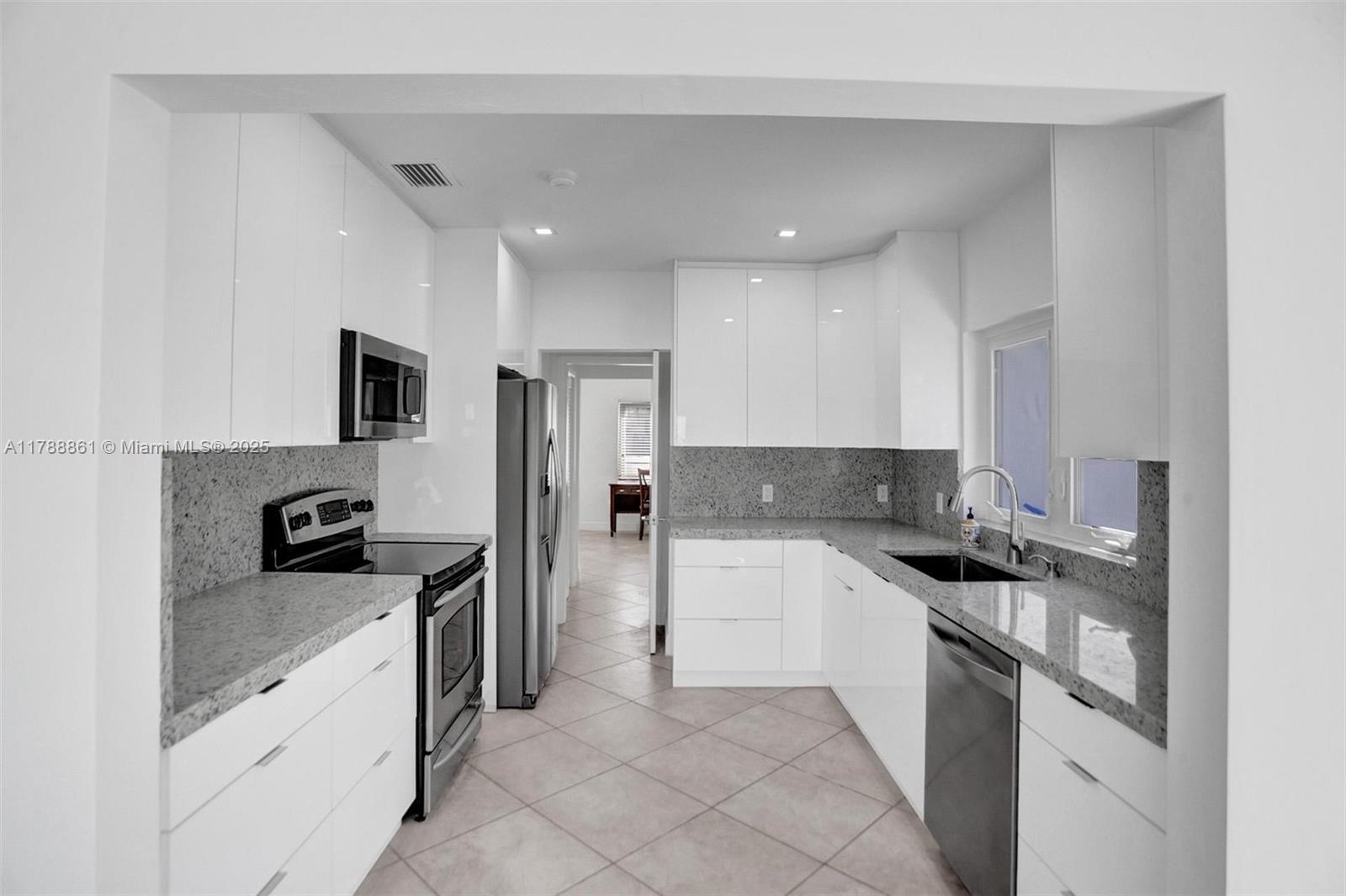 ATLANTIC ISLAND - Residential