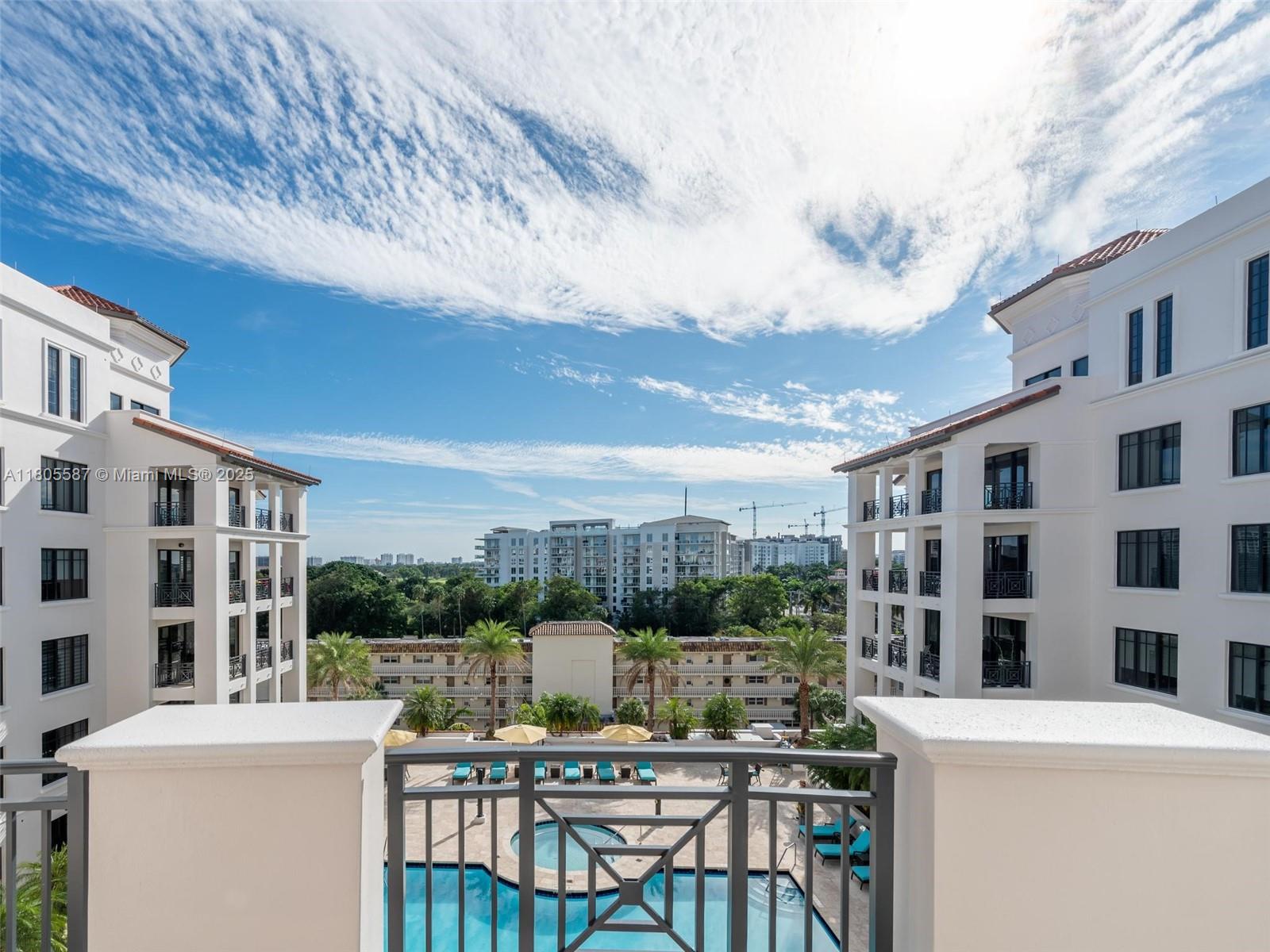 200 EAST PALMETTO PARK CO - Residential Lease