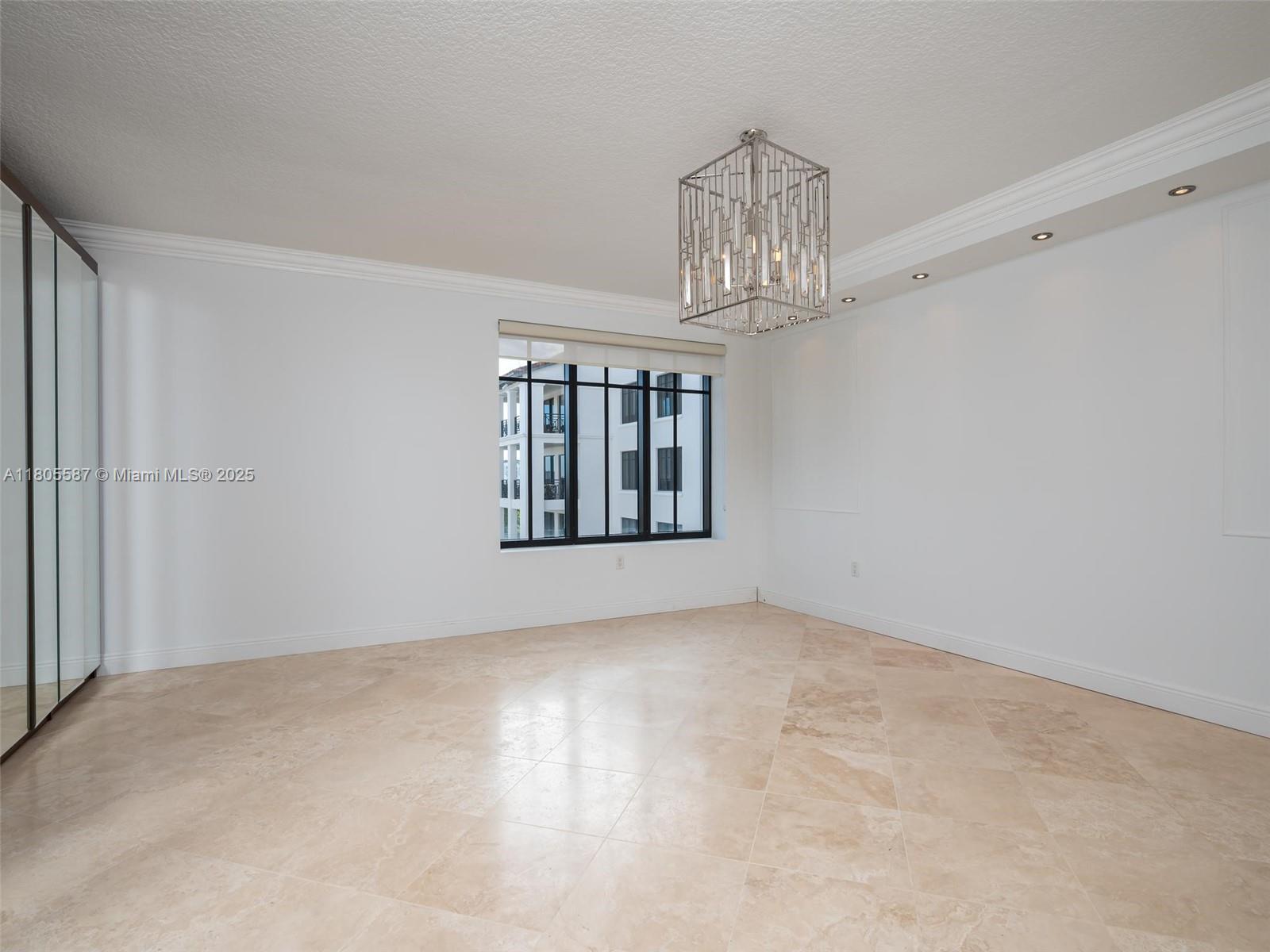 200 EAST PALMETTO PARK CO - Residential Lease