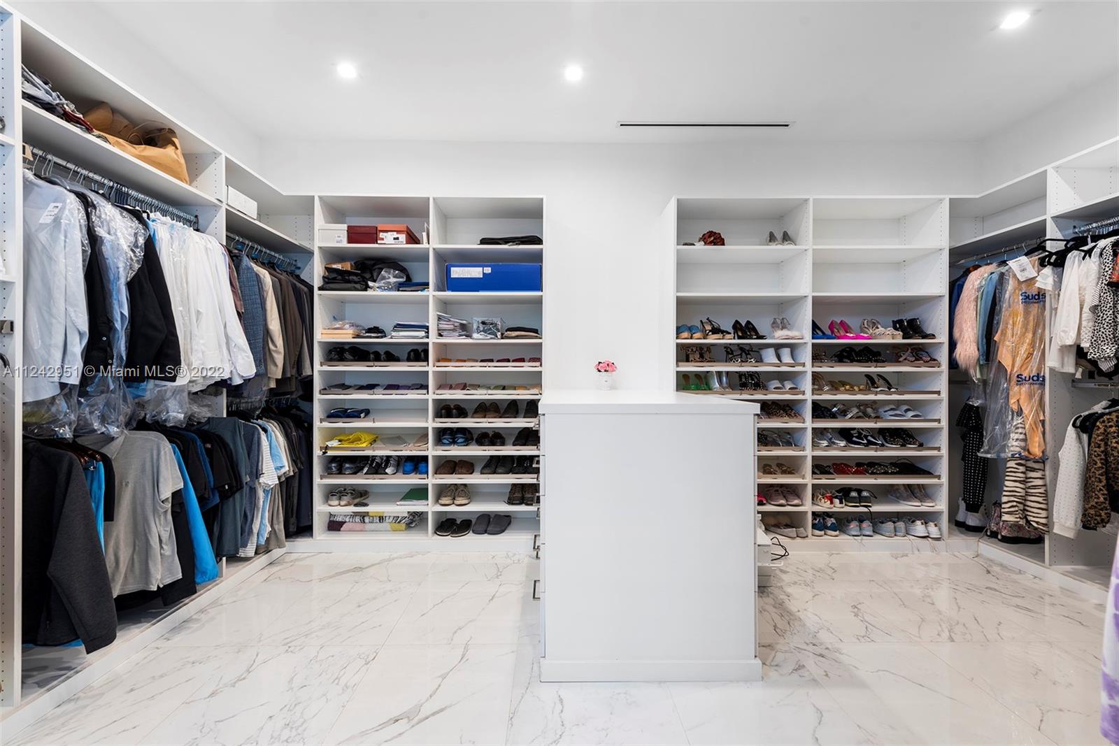 6491 SNAPPER CREEK COURT - Residential