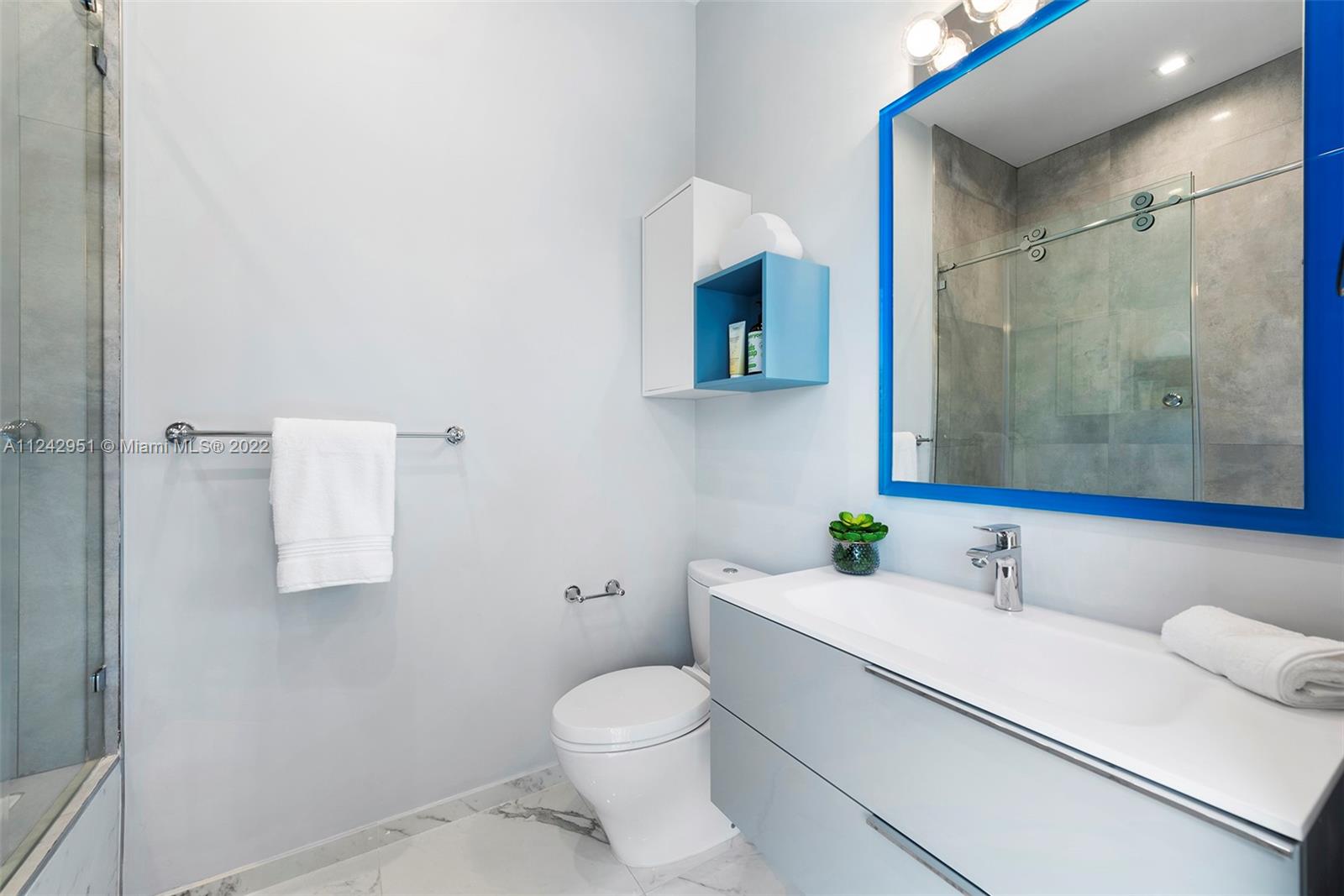 6491 SNAPPER CREEK COURT - Residential