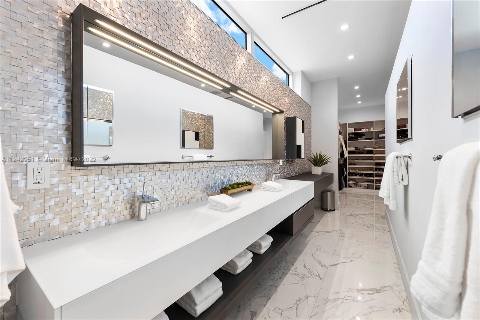 6491 SNAPPER CREEK COURT - Residential