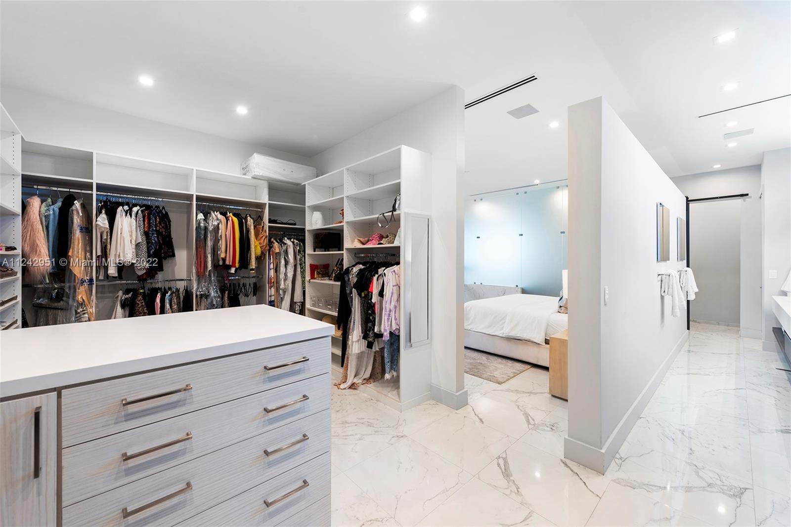 6491 SNAPPER CREEK COURT - Residential