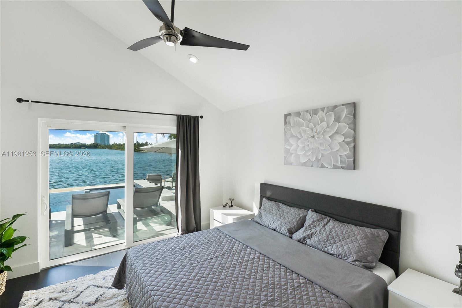 NORTH BAY ISLAND - Residential