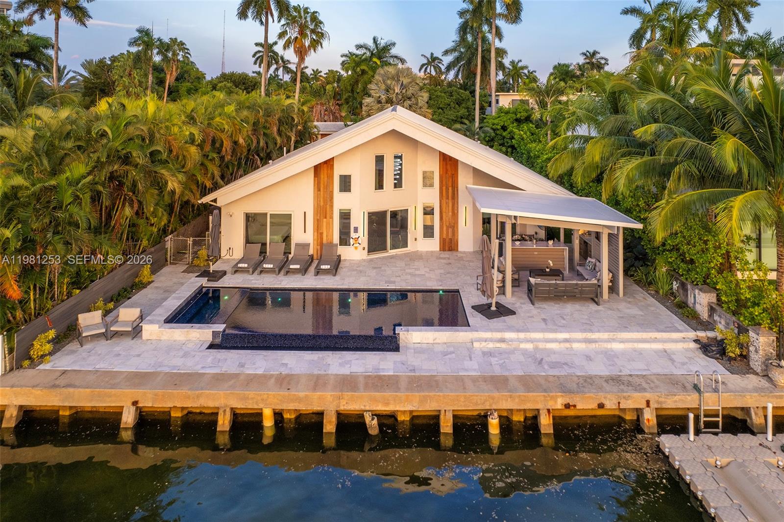 NORTH BAY ISLAND - Residential